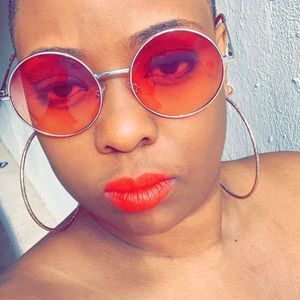 Meet your Posher, Stacy